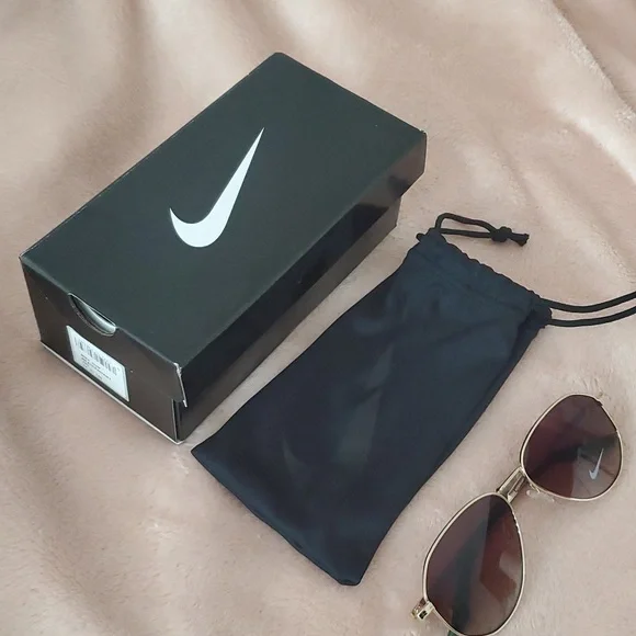 Nike Ascendant Aviator Sunglasses - Picture 8 of 9